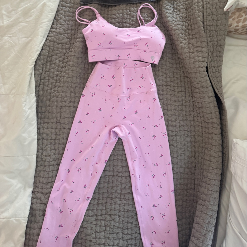 Storia Pink Activewear Set with Floral Accents